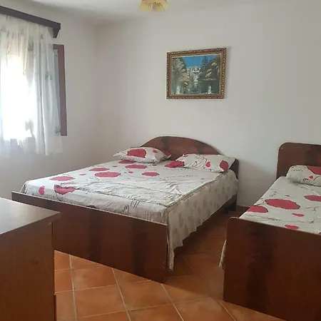 Joni House Gjiri I Lalzit *